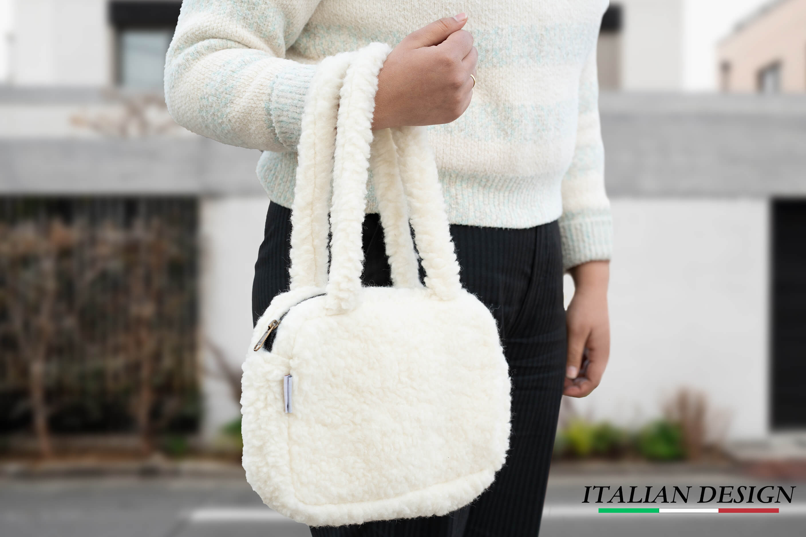 Sherpa Woollen Bag - White