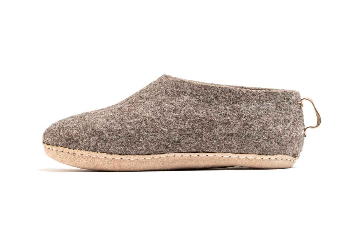 Indoor Shoes With Leather Sole - Natural Brown