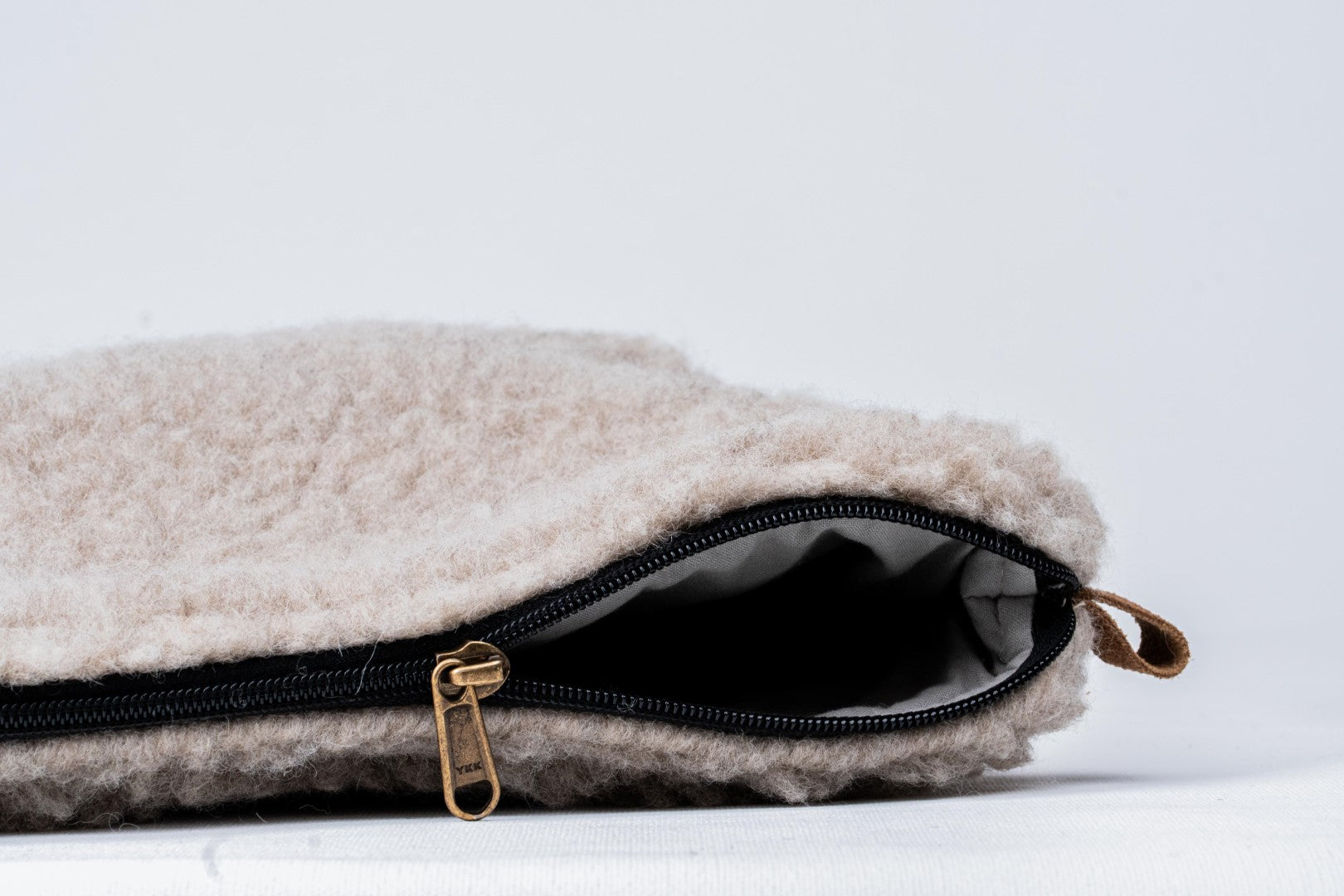 Sherpa Woollen Bag - Grey