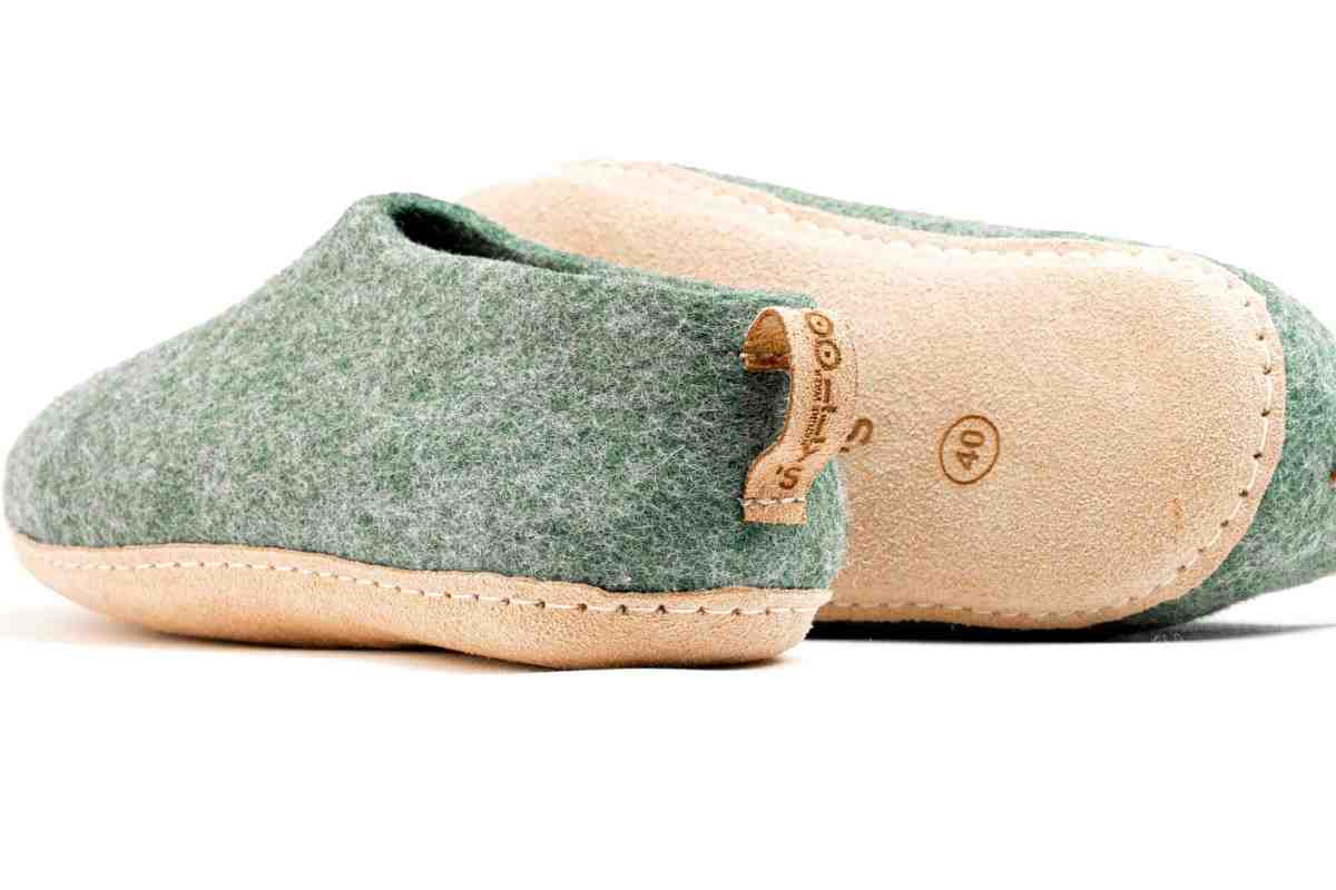 Scarpe da interni con suola in cuoio - Verde giungla