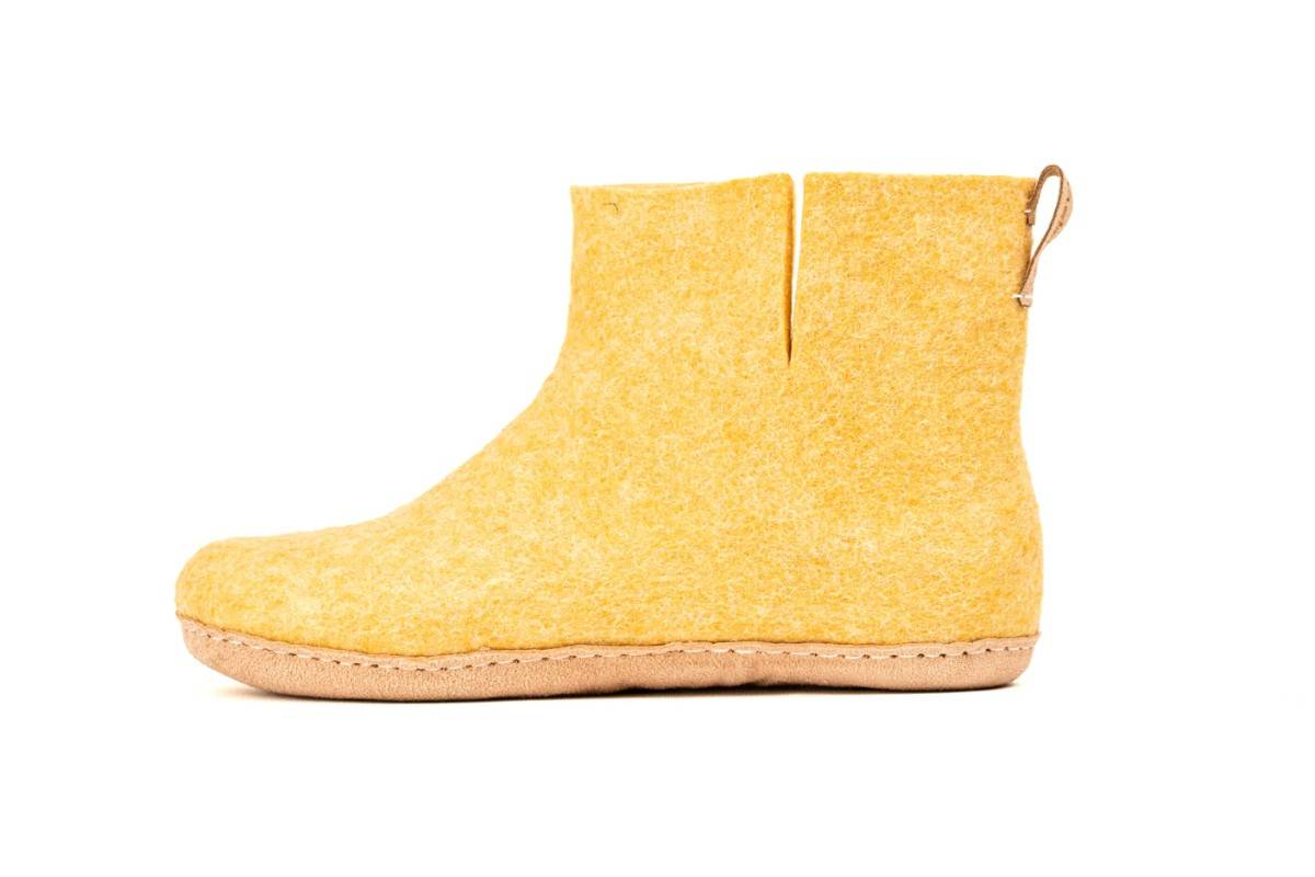 Indoor Boots With Leather Sole - Mustard