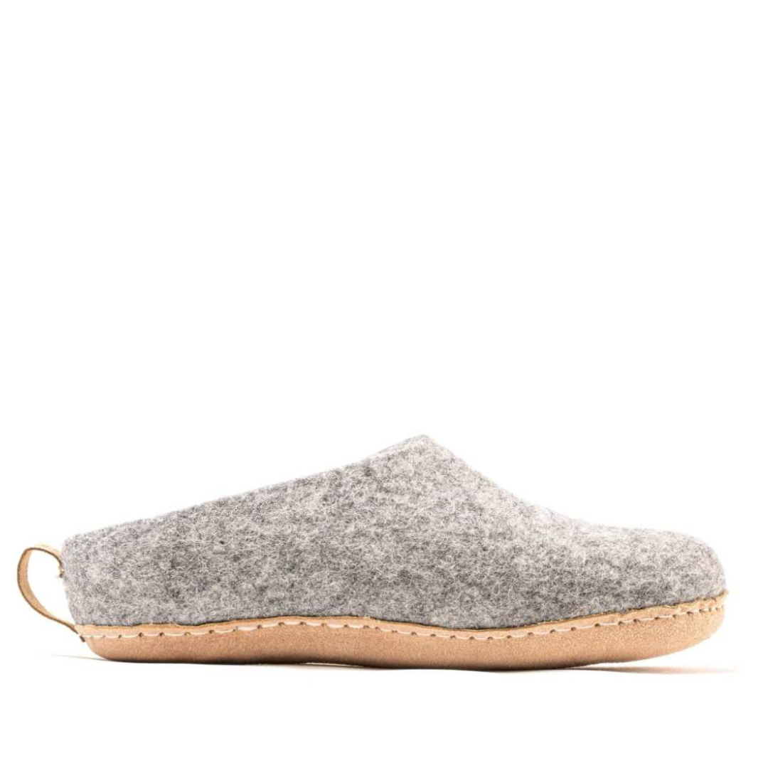 Zapatillas Tacón Abierto Interior Con Suela De Cuero-Gris Natural